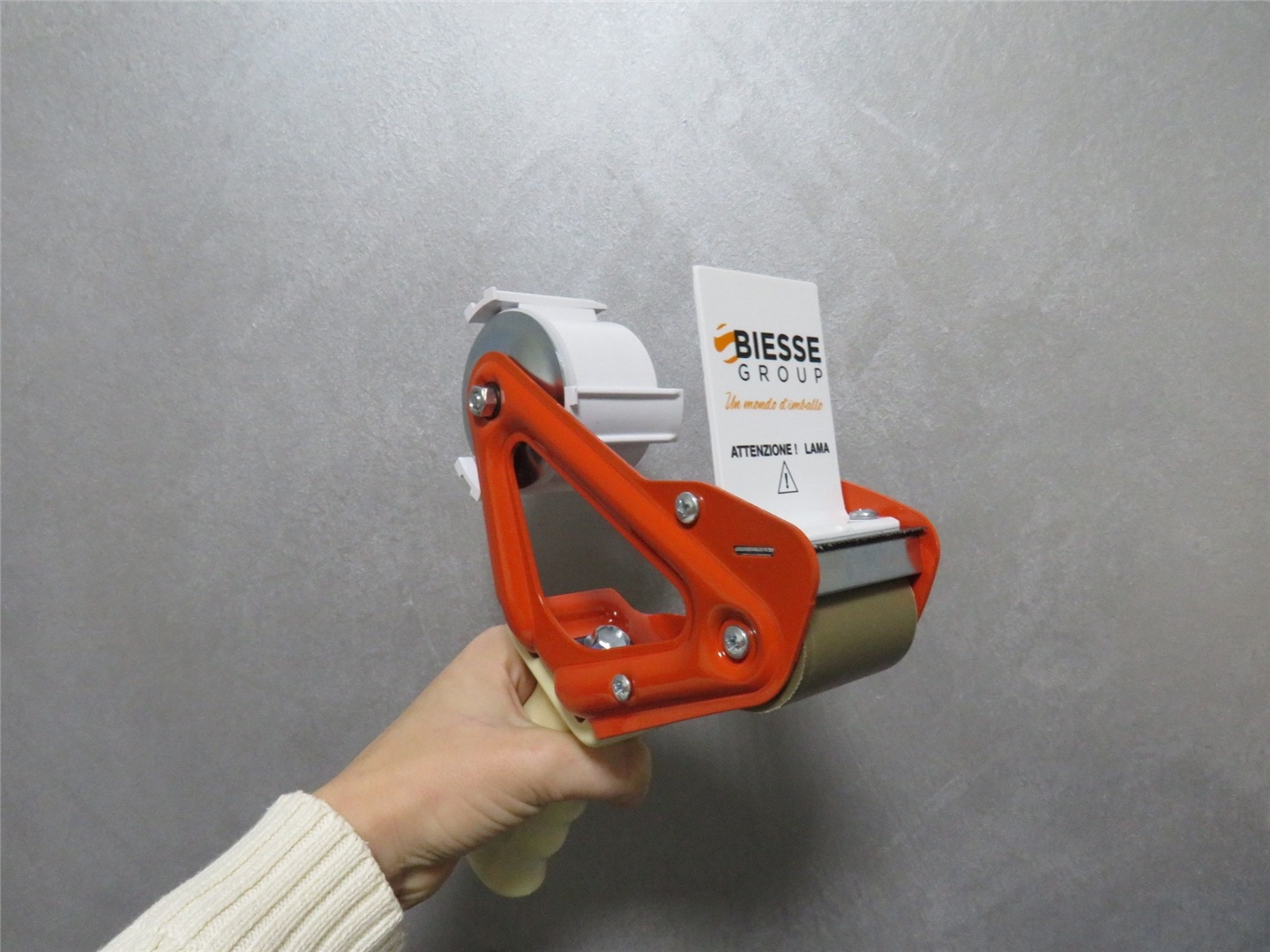 Nuovi dispenser per nastro adesivo